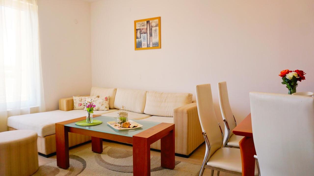 Apartment Marina Residence - Апартамент Марина Резидънс Каварна Екстер'єр фото