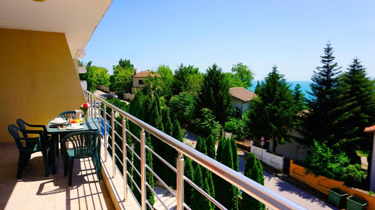 Apartment Marina Residence - Апартамент Марина Резидънс Каварна Екстер'єр фото