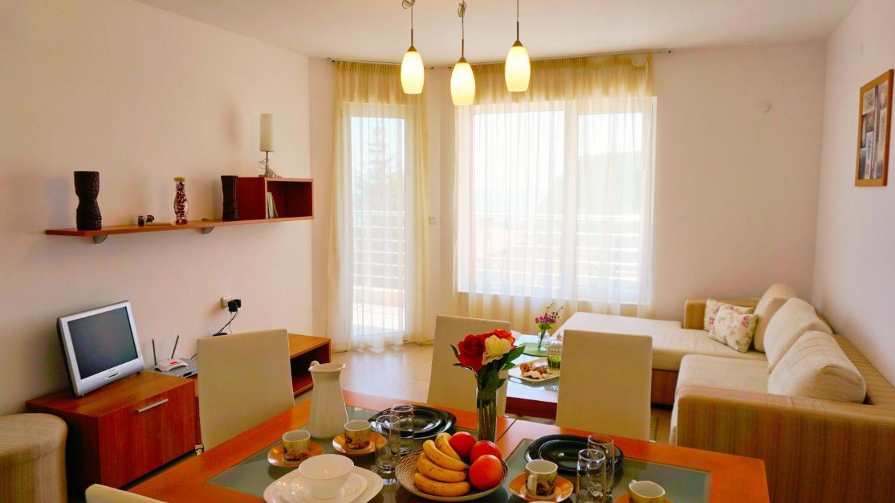 Apartment Marina Residence - Апартамент Марина Резидънс Каварна Екстер'єр фото