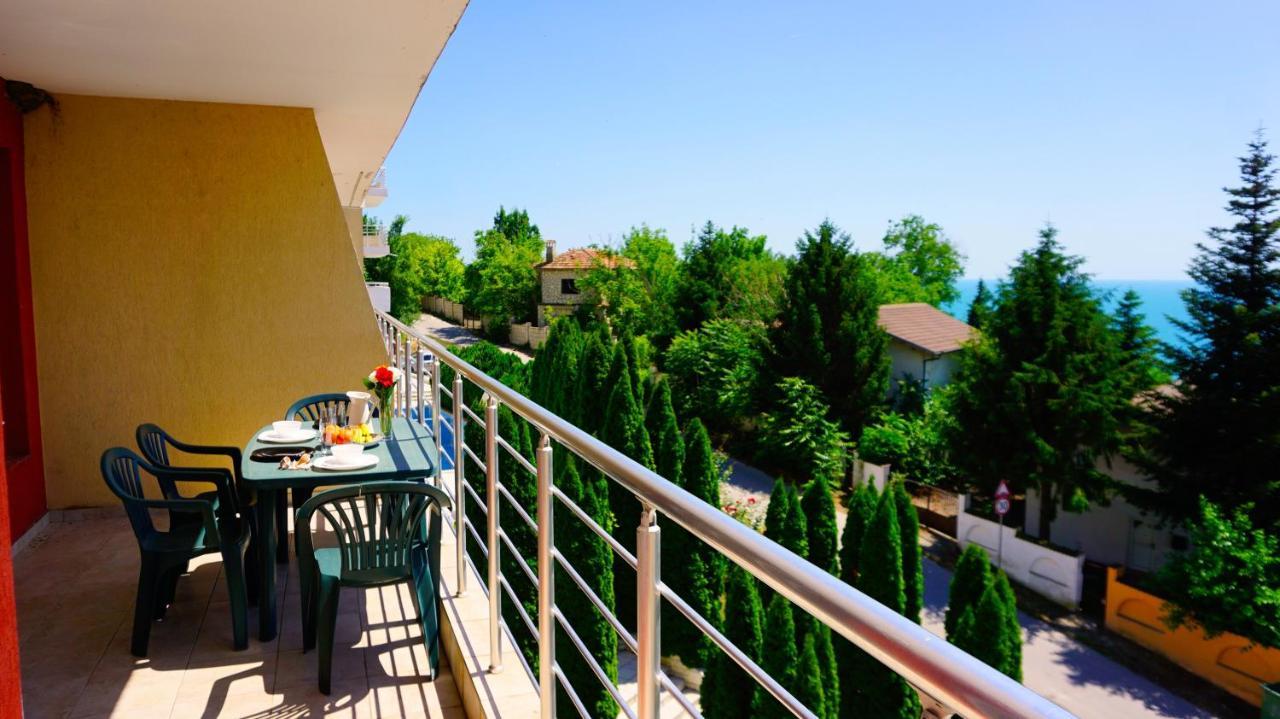 Apartment Marina Residence - Апартамент Марина Резидънс Каварна Екстер'єр фото