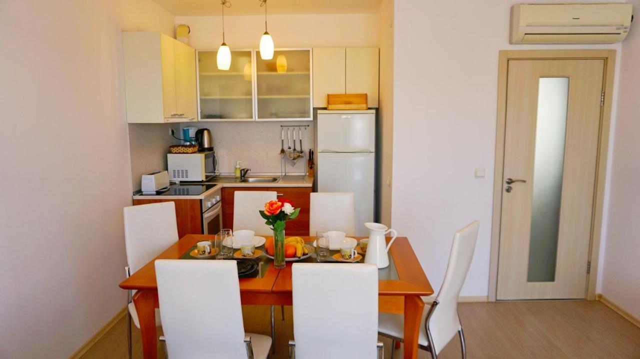 Apartment Marina Residence - Апартамент Марина Резидънс Каварна Екстер'єр фото