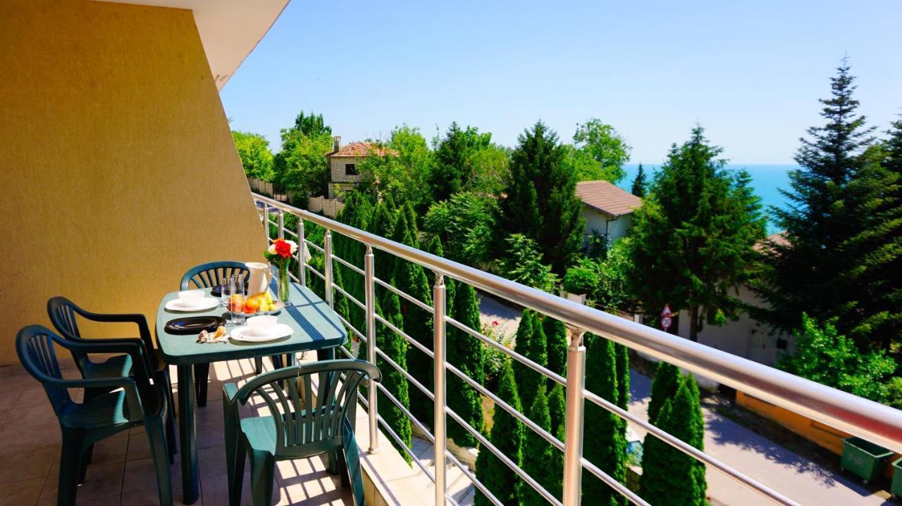 Apartment Marina Residence - Апартамент Марина Резидънс Каварна Екстер'єр фото